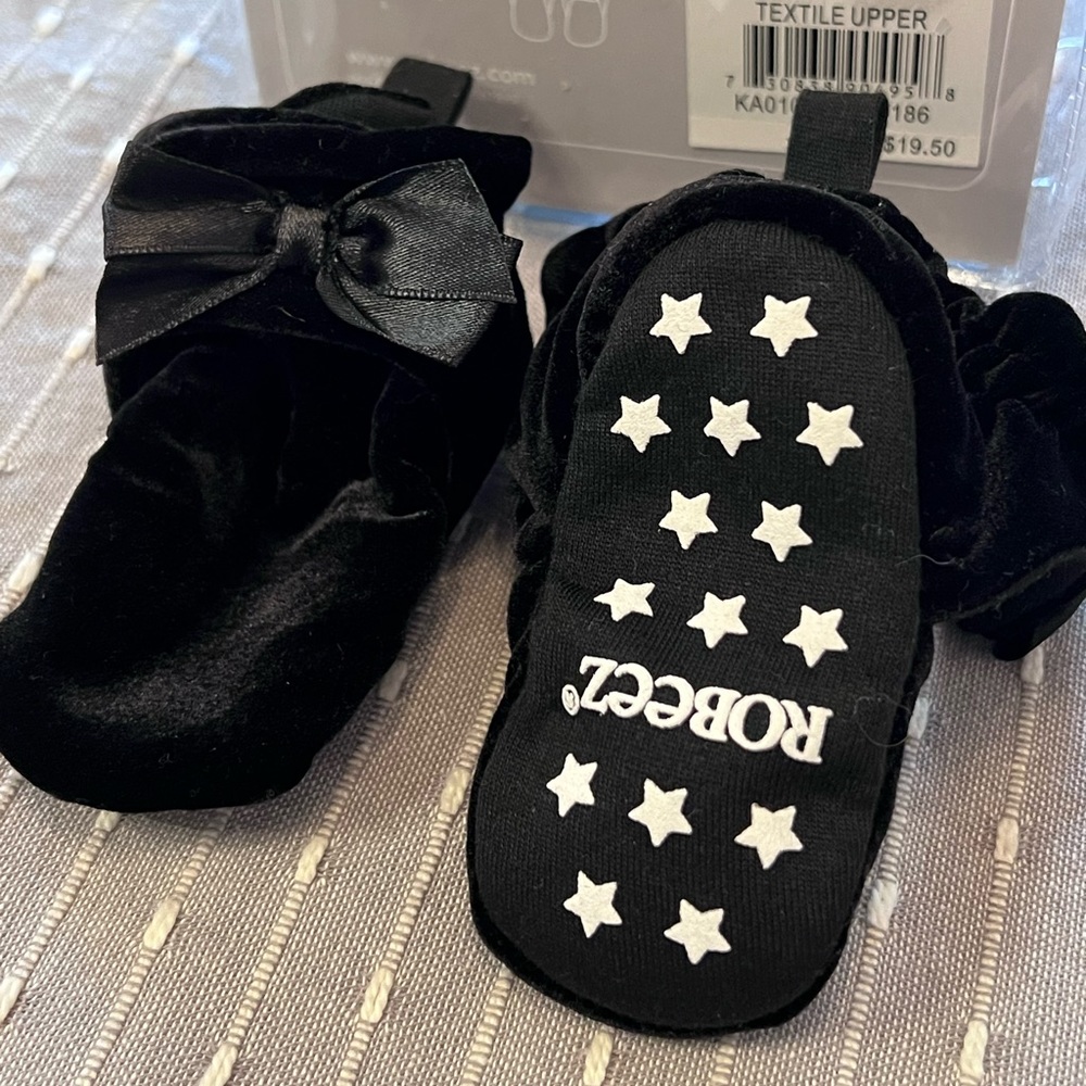 Black Velvet 0-3 Mo Crib Shoes